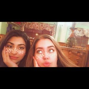 Meet your Posher, Elma